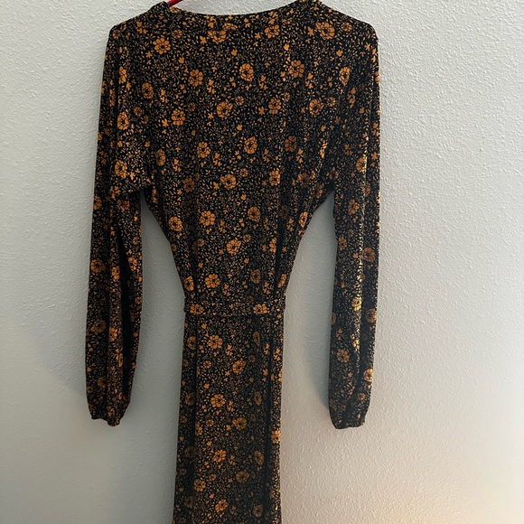 NEW MICHAEL KORS V-NECK BUTTON DOWN STRETCH FLARE FLORAL DRESS SIZE L - MARIGOLD - Picture 4 of 6